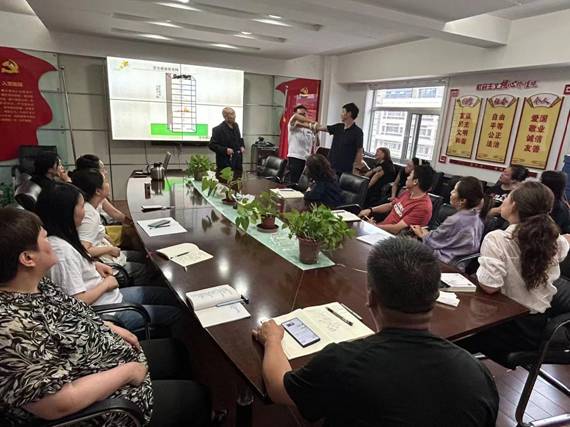 讲安全会应急    畅通生命通道 ——兰州市图书馆举办“安全生产月” 消防安全讲座