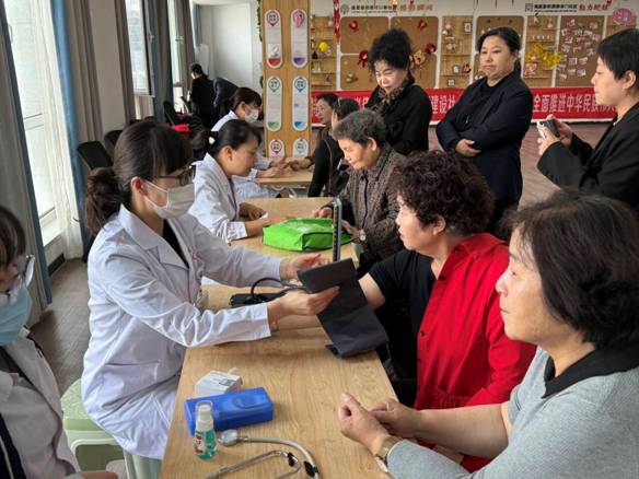 《金城讲堂》“名中医谈健康”系列讲座  《膝骨关节炎的预防和治疗》 走进临夏路街道静安门社区